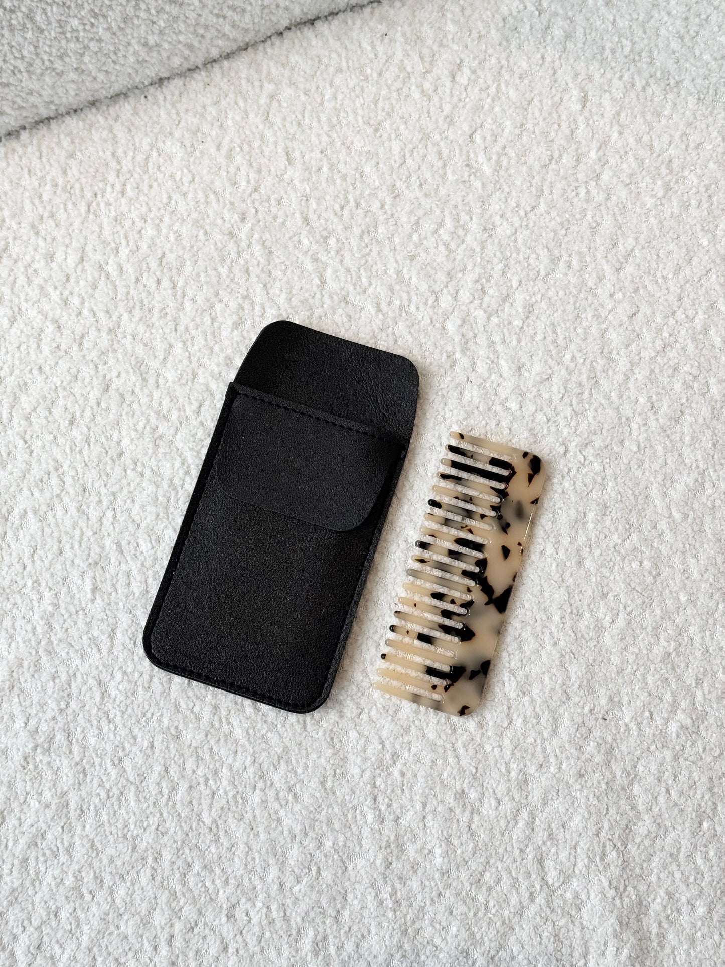 HAIR COMB + POUCH IN BLACK/TORTOISESHELL
